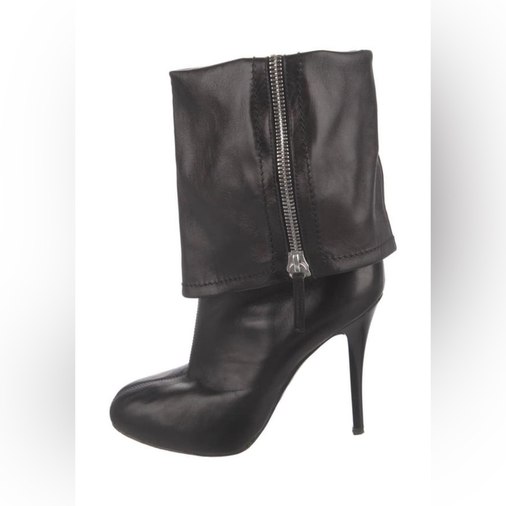 Giuseppe zanotti leather boots 37